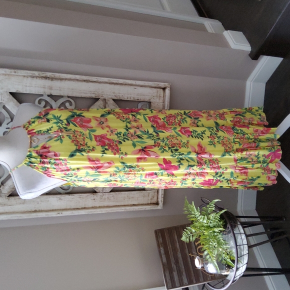 Mlle Gabrielle Dresses & Skirts - 122. NWT Pink & Yellow Maxi Dress
